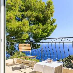 Sea View Apartment With Private Secure Parking 1 Apartment